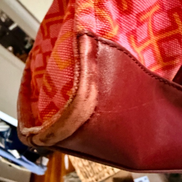 Tory Burch Ella Printed Tote bag. - Picture 5 of 14